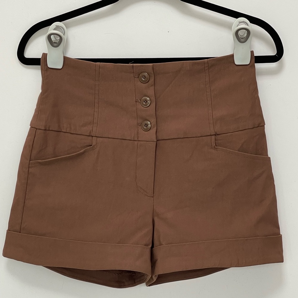 High waisted woman’s shorts